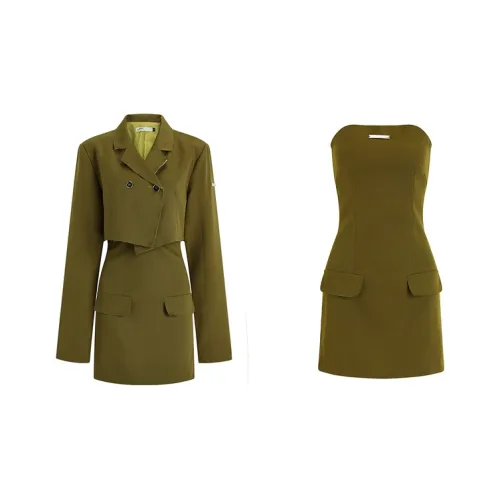 ETSE Комплект с юбкой Женские Горчичный зеленый