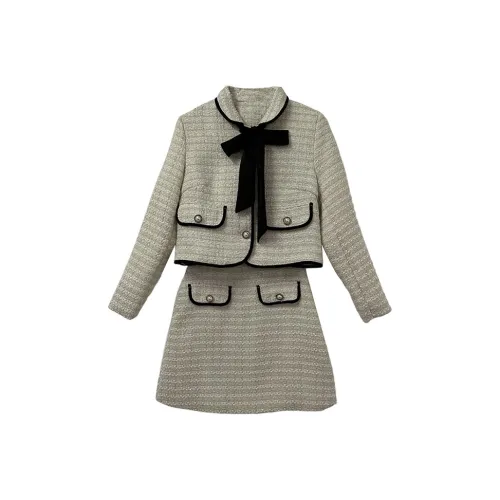 Icicofficial Комплект с юбкой Женская Белая