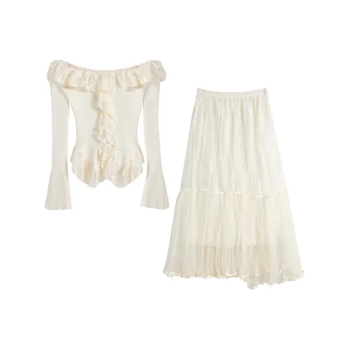 UPNANAWANG Комплект с юбкой Женские Экрю