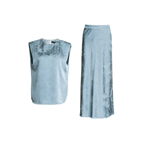 ROEYSHOUSE Комплект с юбкой Женские Светло-Синий