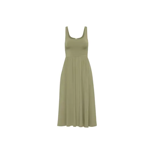 ARITZIA WILFRED MARKET Midi Dress Slip Dress Women's Bosana Green