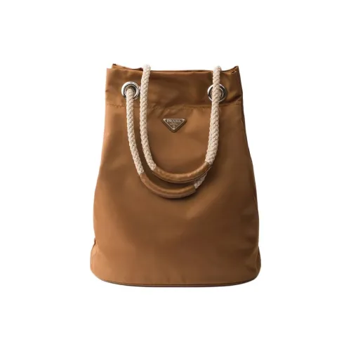 PRADA Сумки Женские