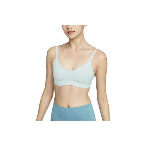 NIKE Зеленый Женское спортивное белье