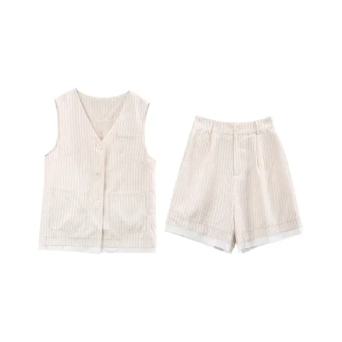 A paradise for awakening Повседневный костюм женский бежевый