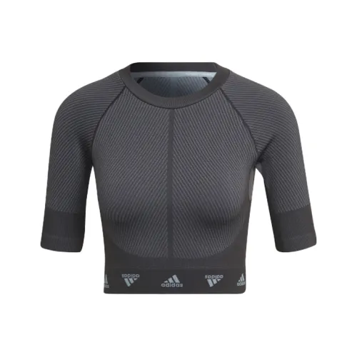 Adidas Черная женская одежда для фитнеса