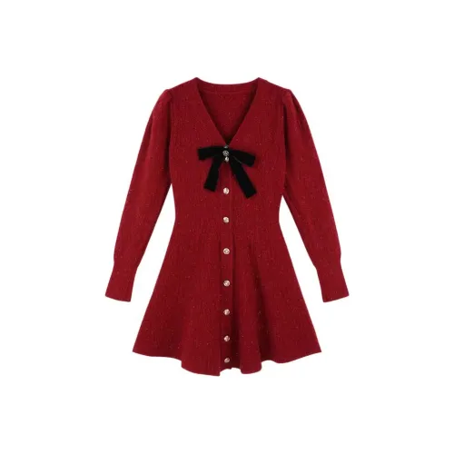 PLAY BUSH Длинное платье с длинными рукавами женское красное