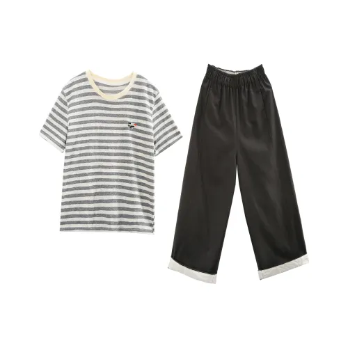 A paradise for awakening Повседневный костюм женский серый