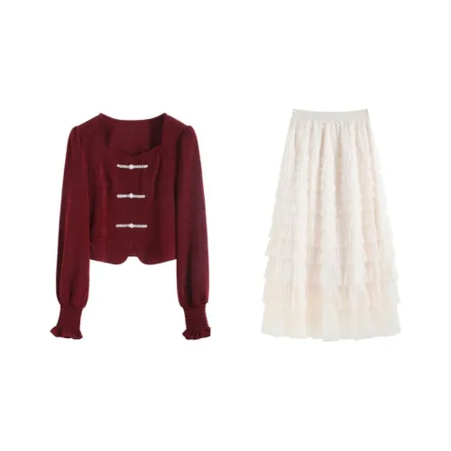 Женские комплекты с юбкой