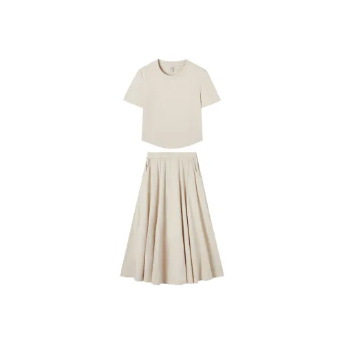 DIALOGUE Женские комплекты с юбкой