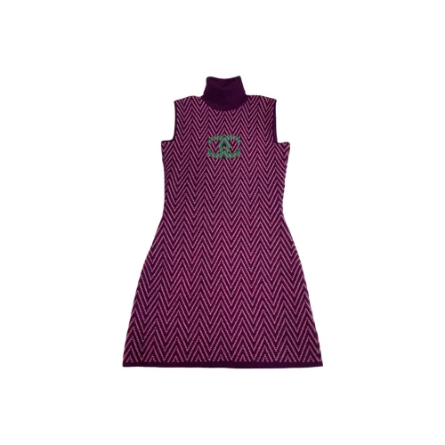 CHANEL Без рукавов Платье Женское Красное