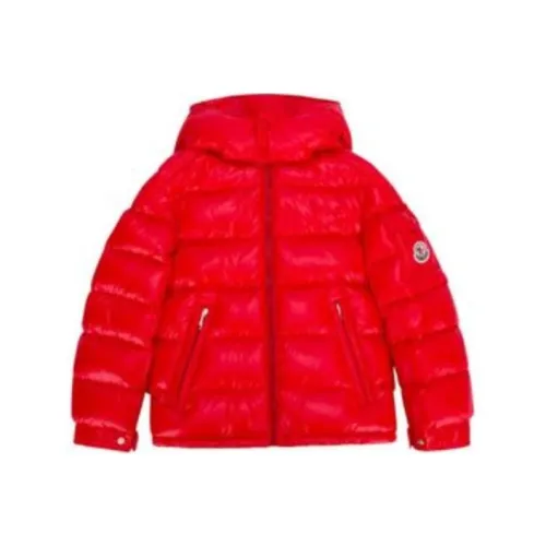 MONCLER Красный KIDS Утеплённые куртки