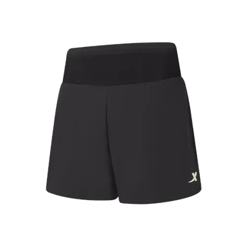 XTEP Глубокий черный Женские спортивные шорты