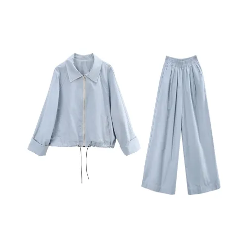 A paradise for awakening Повседневный костюм женский синий