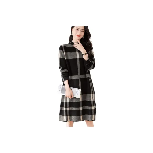 X MOOM Длинное платье с длинными рукавами женское черно-белая клетка