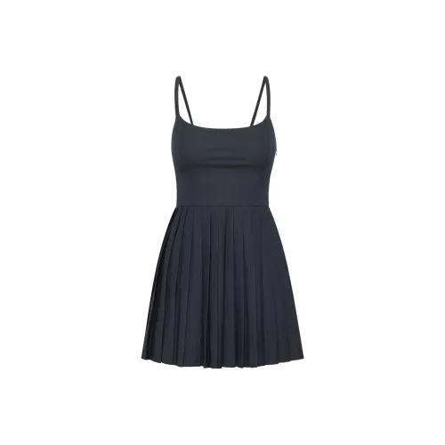 ARITZIA Sunday Best Trix Платье Slip Платье Женское Admiral Admiral Цвет