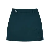 Темно-зеленый