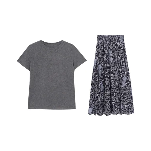 QUIET ANGEL Женские комплекты с юбкой