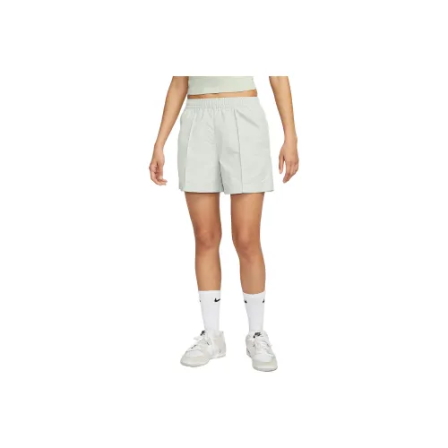 Nike Sportswear Повседневные шорты Женские Светлый Серебристый Белый
