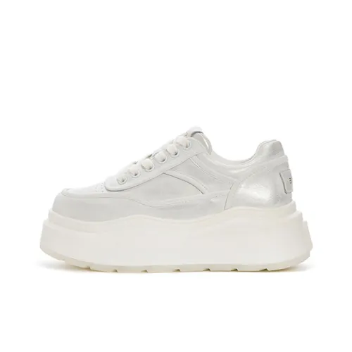 ST SAT Низкие кроссовки для скейтбординга женские