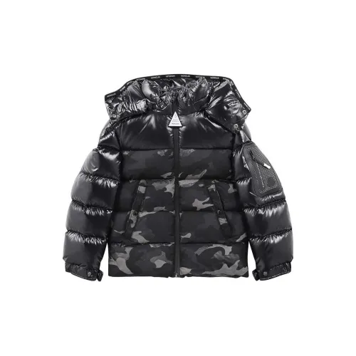 MONCLER Черные КIDS Утеплённые куртки