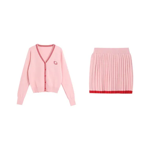 QUIET ANGEL Женские комплекты с юбкой