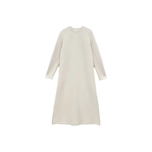 KERANPUJIAN Длинное платье с длинным рукавом от Koran для женщин