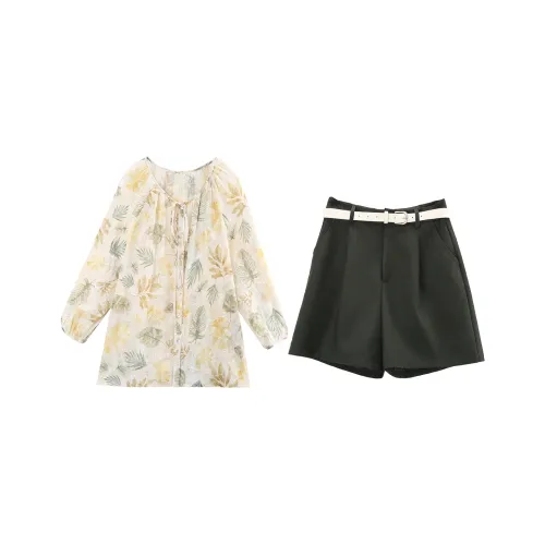 A paradise for awakening Повседневный костюм женский