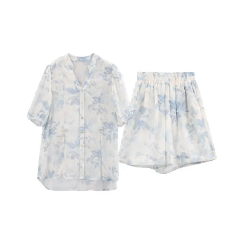 A paradise for awakening Повседневный костюм женский синий