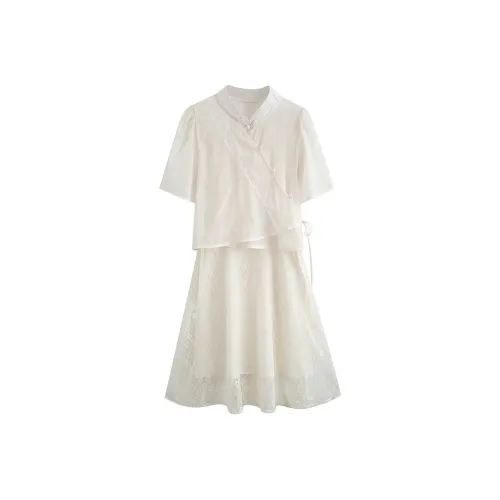 CHICCLO Комплект с юбкой Женские Абрикос