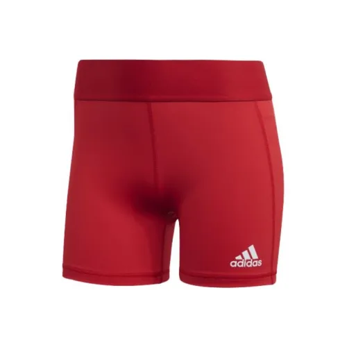 Adidas Женские спортивные шорты красного цвета