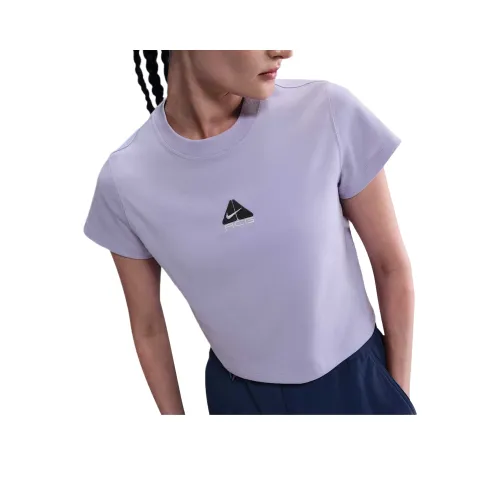 Nike ACG SS25 Стандартная T-рубашка Женская Фиолетовая