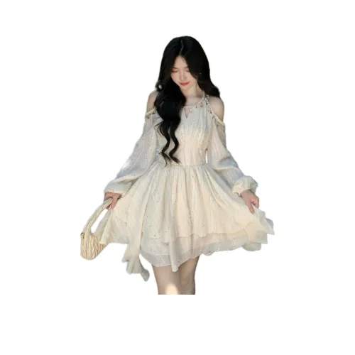 MORii Длинное платье с длинными рукавами женское