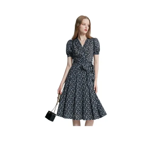 Caroline Короткий рукав Платье Женское Черное с белыми цветами