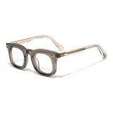 Элегантный серый