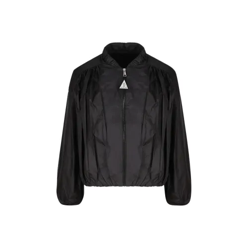 Moncler Куртки и Пальто Черный Детский