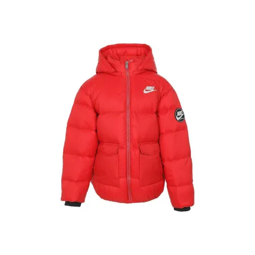 Nike Красный Школьный возраст Пуховики