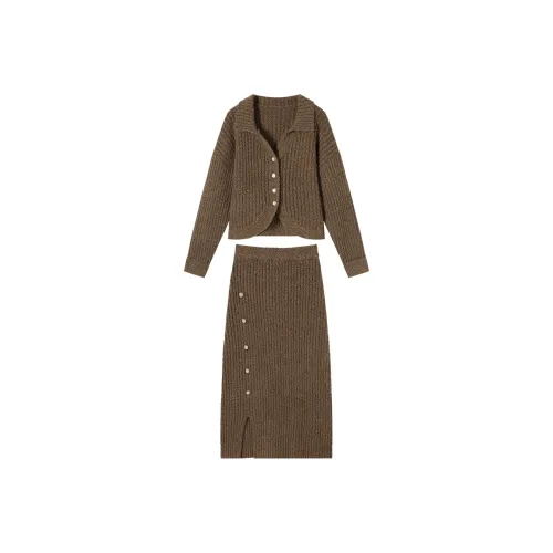 DIALOGUE Женские комплекты с юбкой