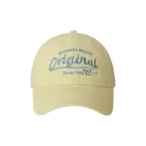 Светло-желтый