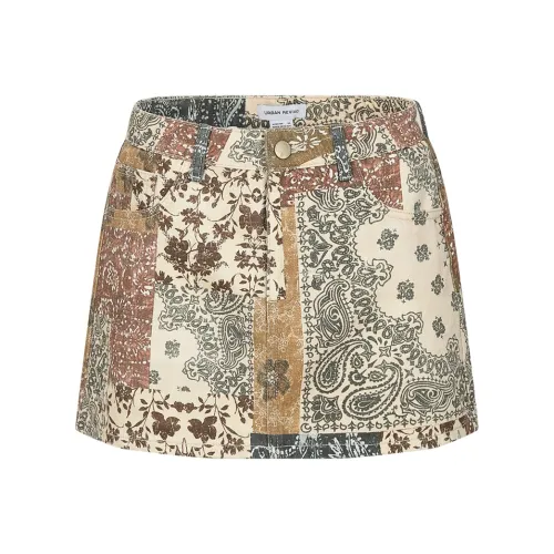 URBAN REVIVO Повседневные короткие юбки Женские Светлый хаки С принтом
