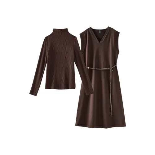 OUNIXUE Комплект с юбкой Женские Кофе