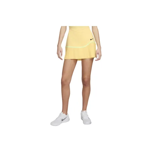 nike ADVANTAGE Спортивные шорты Женские Мягкий Желтый