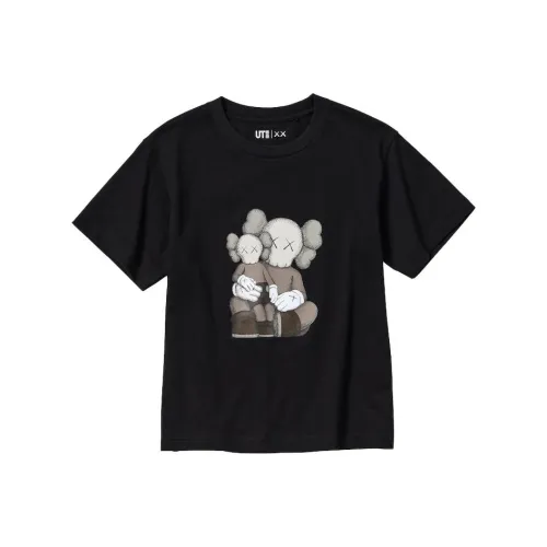 UNIQLO KAWS совместный бренд Co Branded Коллекция T-рубашка Черный Подростки