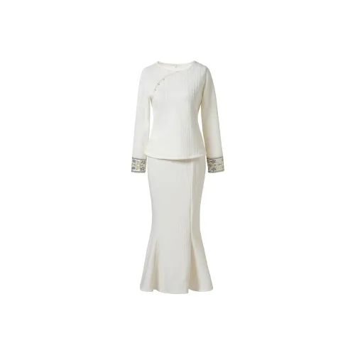 Красные цветные одежды Чонсам Женские