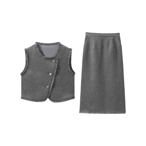 Small Grains Комплект с юбкой Женские Асфальт Серый