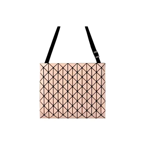 ISSEY MIYAKE Row Сумки через плечо Женские