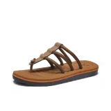 Желто-коричневый