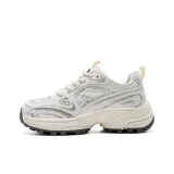 Перламутрово-бежевый