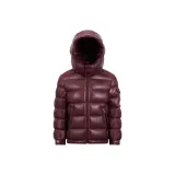 Темно-красный