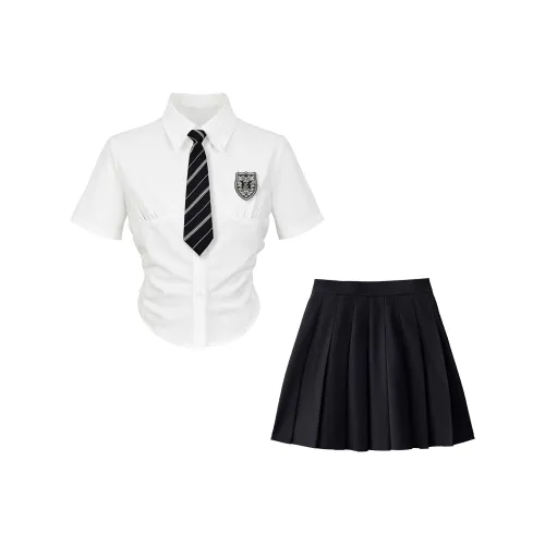 Женская униформа