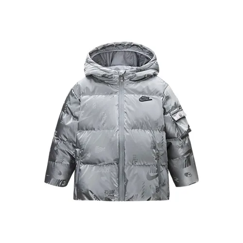 Nike Пуховик Серебристо-серый для детей 3-7 лет